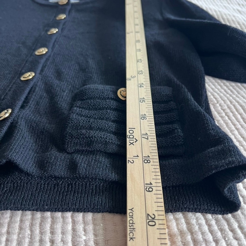 ST JOHN BY MARIE GRAY Women's Black Knit Cardigan Gold Button Pockets‎ Size 2 - Picture 7 of 10